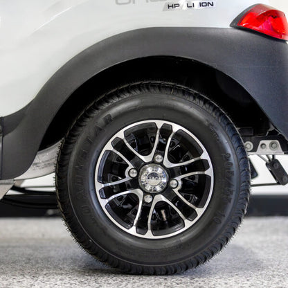 Club Car Onward High Performance Lithium Golf Cart – Glacier White