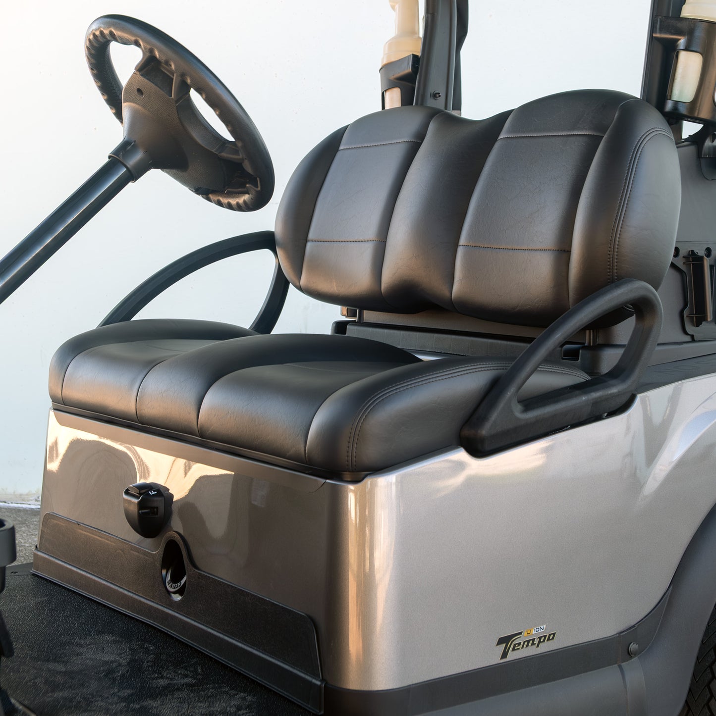 Refurbished 2022 Club Car Tempo Lithium Golf Cart - Metallic Platinum